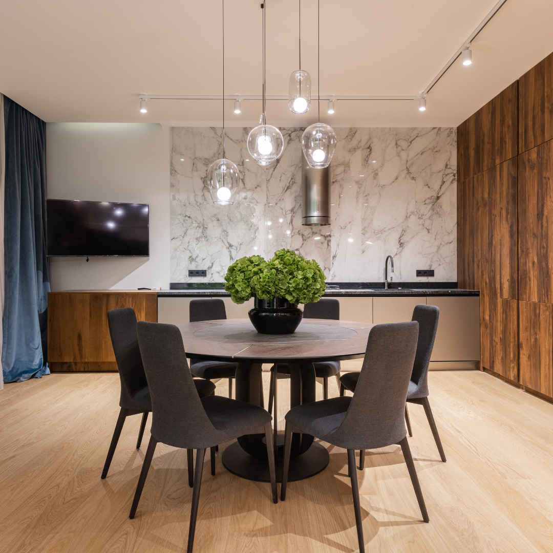 Kitchen and Dining Decor