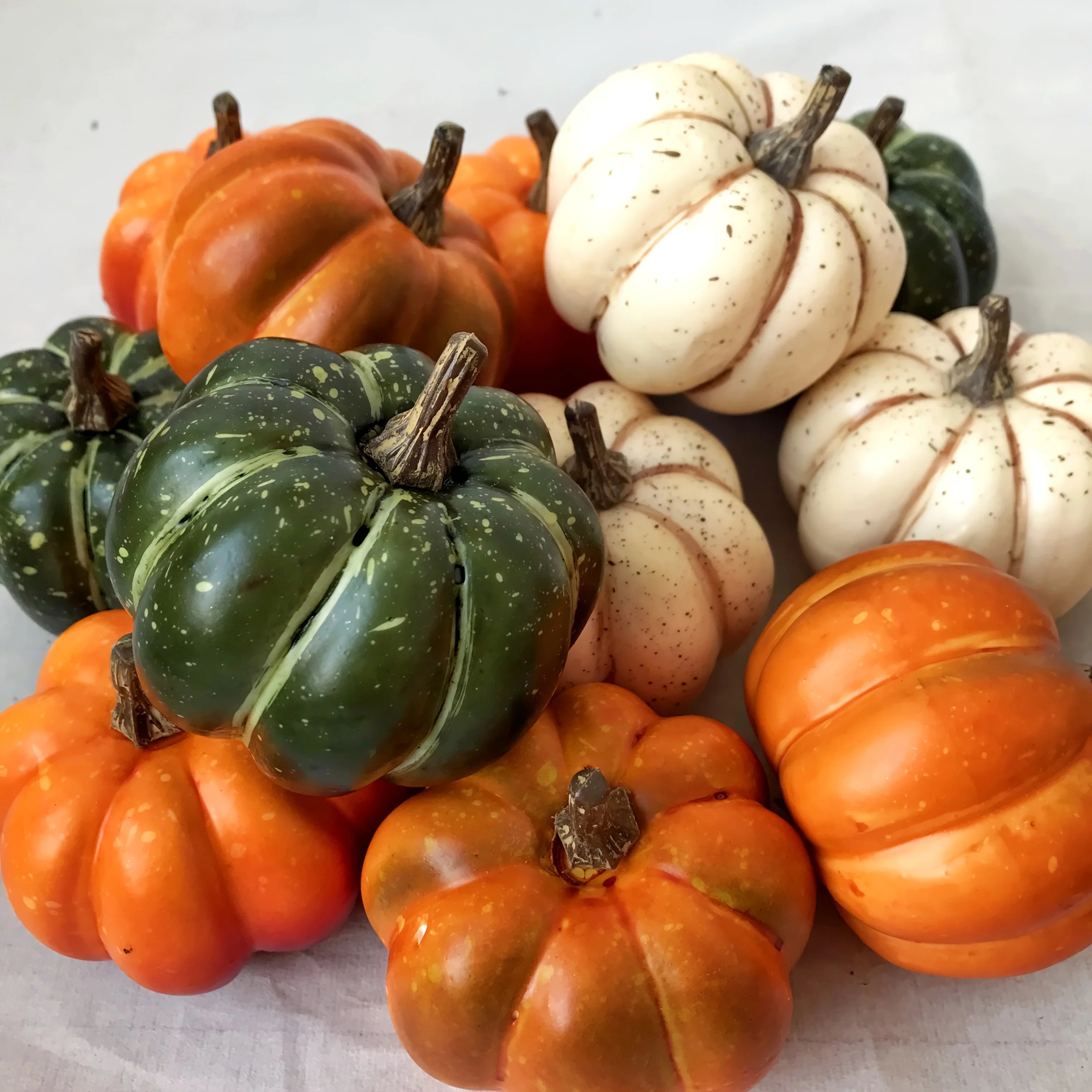 9PCS Artificial Pumpkins – Autumn Harvest & Halloween Decorations